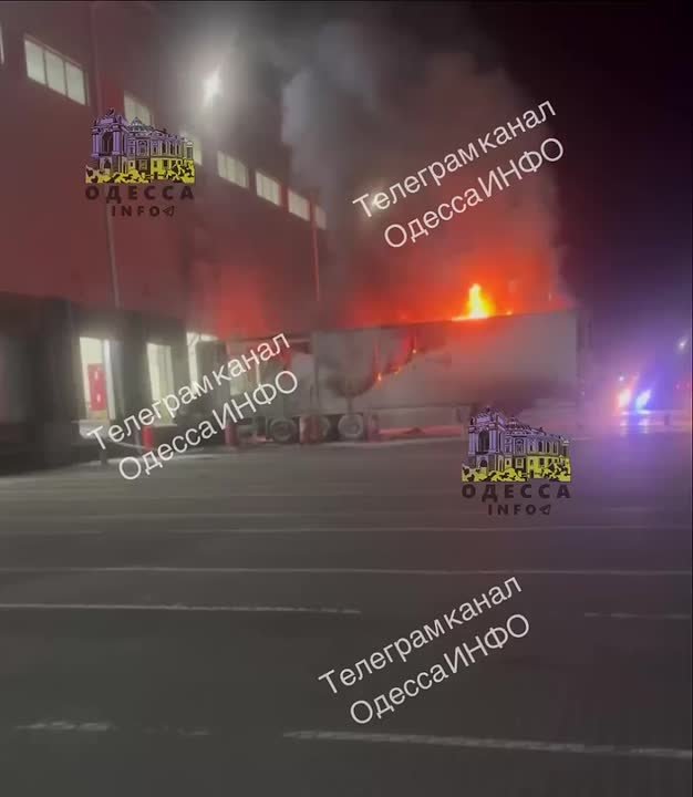 Ночью в Одесской области ударам подверглись складские помещения "Новой почты"