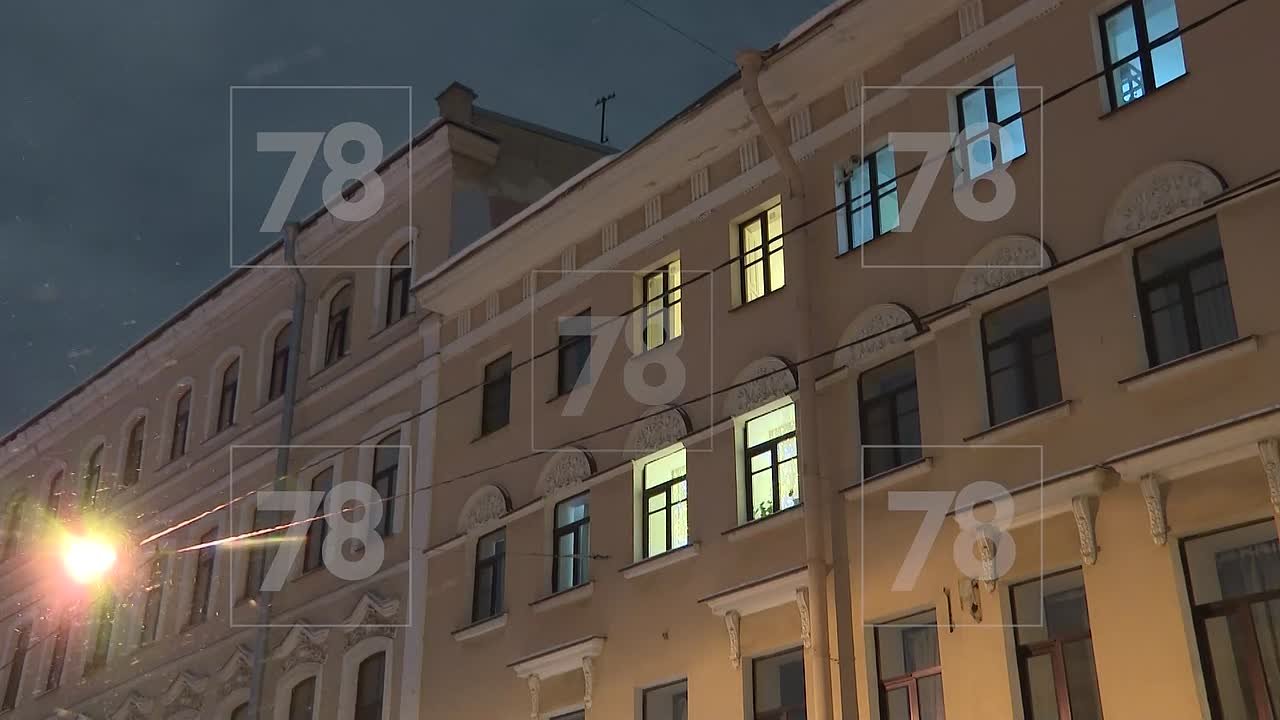 «У меня есть маленькая сестра, и она очень сильно хотела Деда Мороза»: петербуржец решил поздравить родственницу с праздниками оригинальным способом