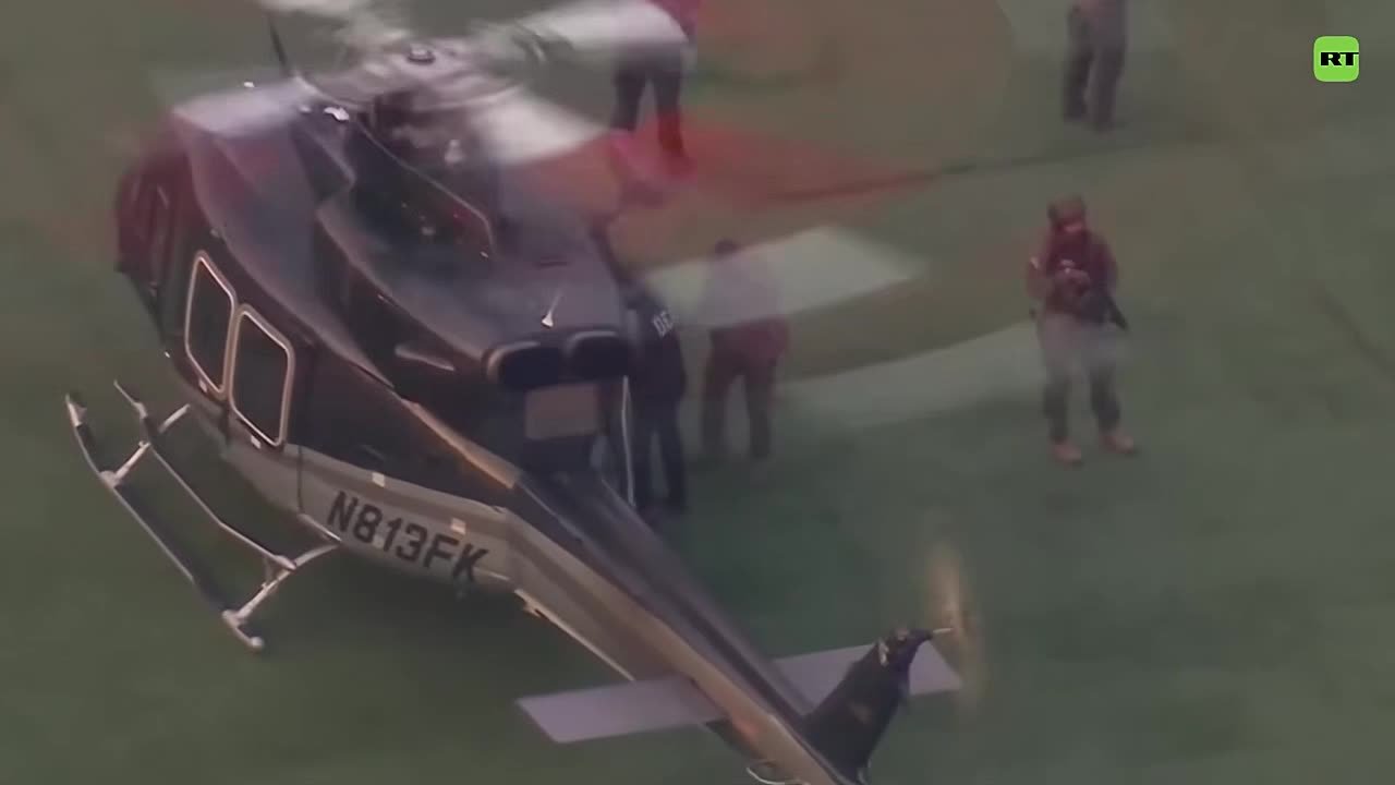 Николаса Мадуро и его жену Силию Флорес на военном вертолёте доставили к Федеральному суду Нью-Йорка