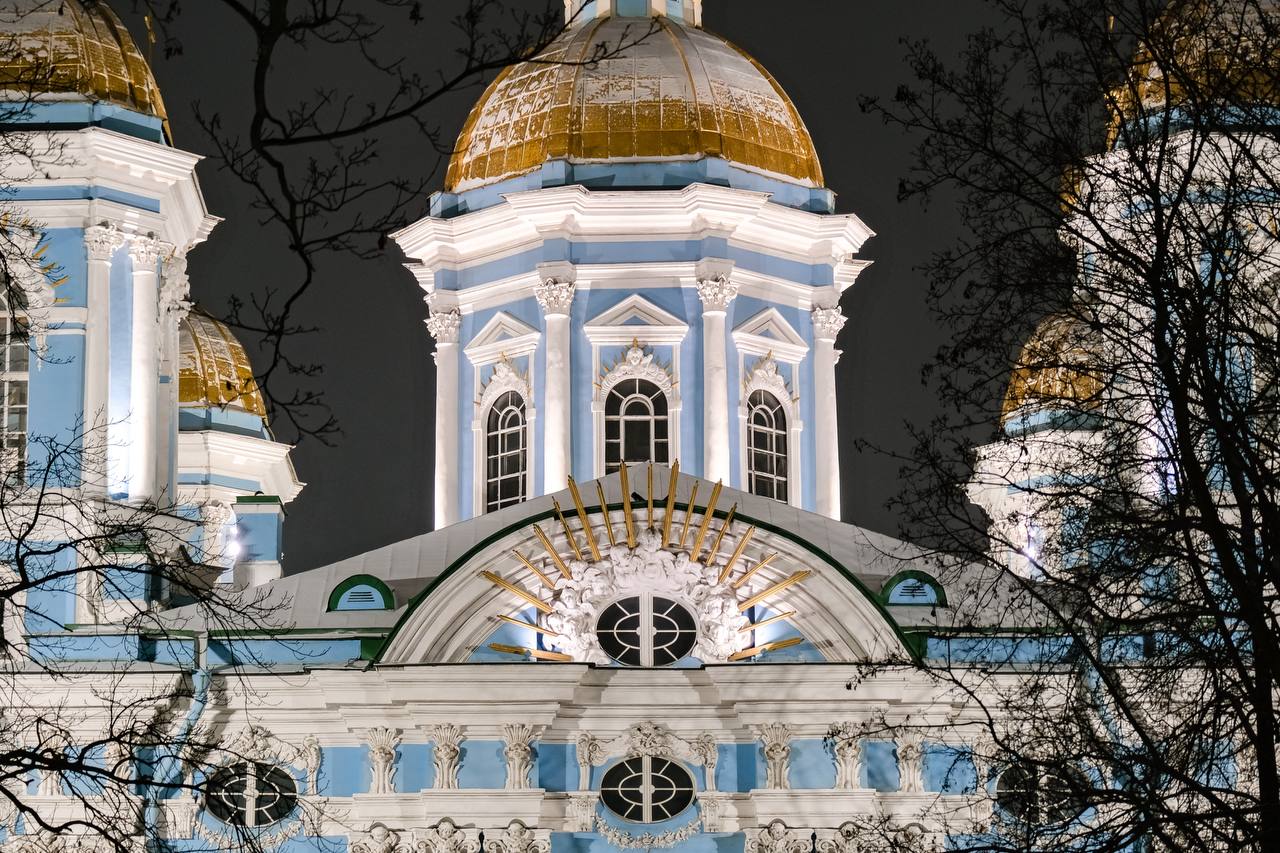 У Николо-Богоявленского Морского собора появилась новая архитектурно-художественная подсветка У Николо-Богоявленского Морского собора появилась новая архитектурно-художественная подсветка