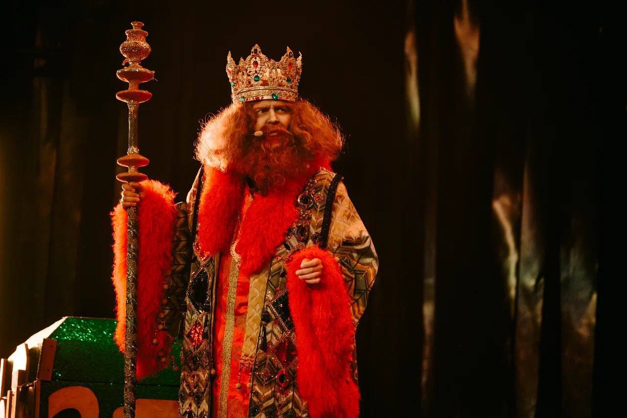 Дорогие читатели, приглашаю вас и ваших друзей на Сказочное шоу «Богатыри» в Театре на Цветном! Дорогие читатели, приглашаю вас и ваших друзей на Сказочное шоу «Богатыри» в Театре на Цветном!