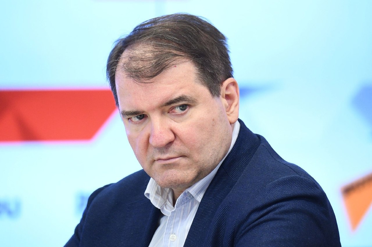 Перекрасившиеся украинские «прилипалы» могут пытаться влиять на политическое развитие Донбасса