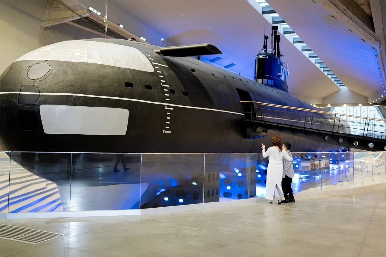 Сергей Цивилев исполнил мечту школьника из Татарстана посетить атомную подлодку Сергей Цивилев исполнил мечту школьника из Татарстана посетить атомную подлодку