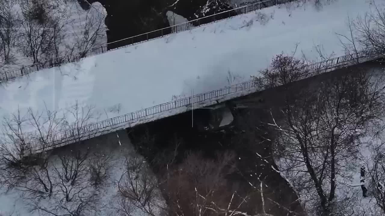 Расчет FPV спецназа группировки "Север" уничтожил мост через реку Знобовка (Сумская область)