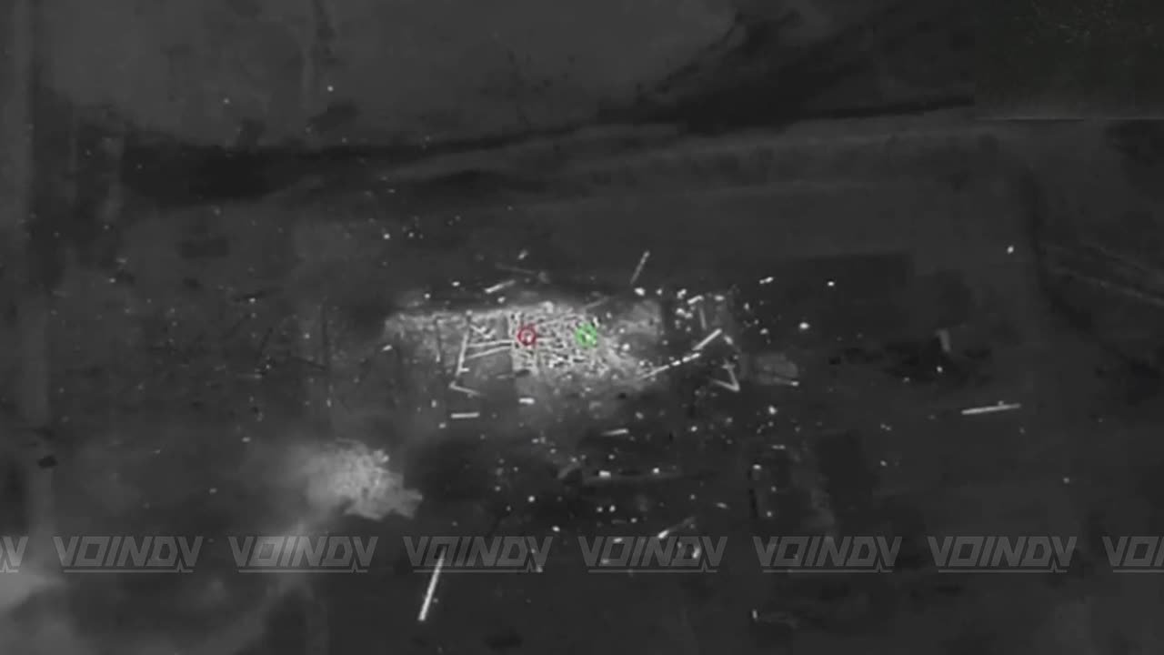 Операторы БпЛА 60 мотострелковой бригады 5 армии группировки войск "Восток" сбросом поразили ПВД противника в н.п. Зализничное