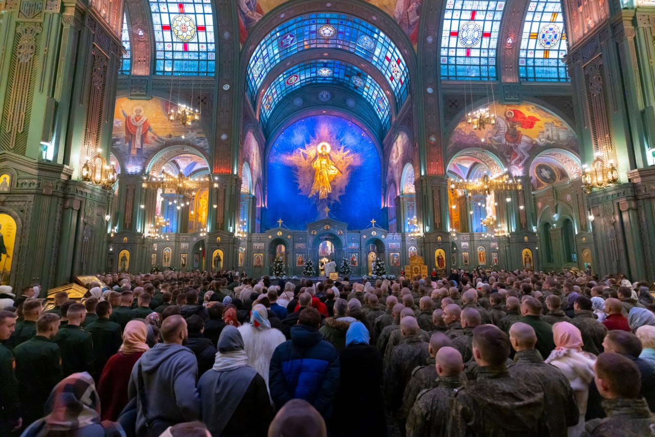 Минобороны России: В Главном храме Вооруженных Сил Российской Федерации в Подмосковье состоялось праздничное рождественское богослужение Минобороны России: В Главном храме Вооруженных Сил Российской Федерации в Подмосковье состоялось праздничное рождественское богослужение