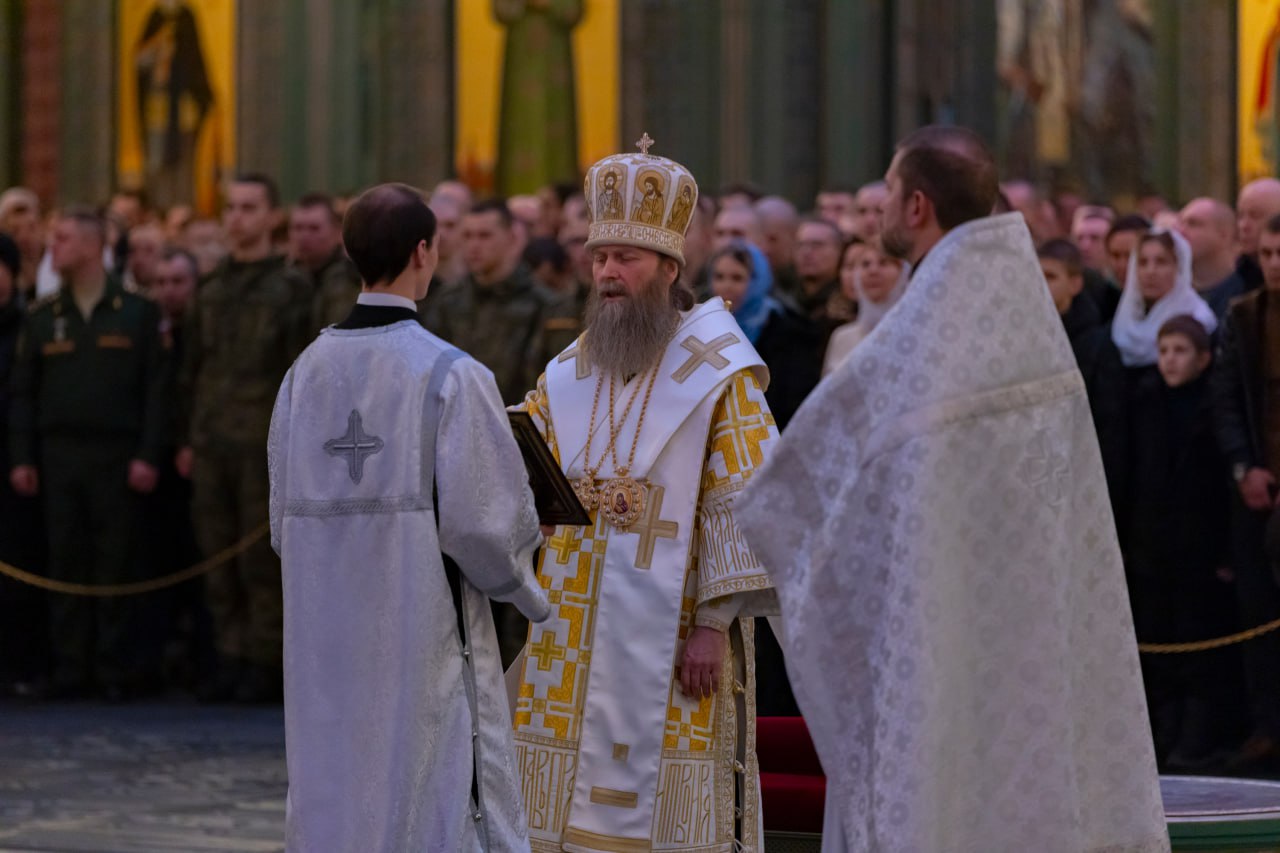 Минобороны России: В Главном храме Вооруженных Сил Российской Федерации в Подмосковье состоялось праздничное рождественское богослужение Минобороны России: В Главном храме Вооруженных Сил Российской Федерации в Подмосковье состоялось праздничное рождественское богослужение