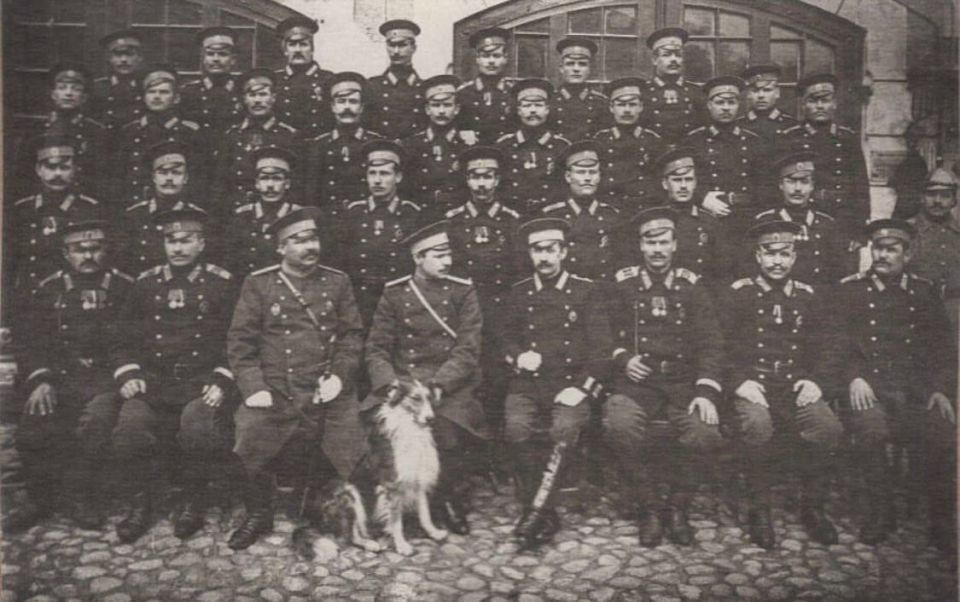 Как пожарные собаку со льда спасали