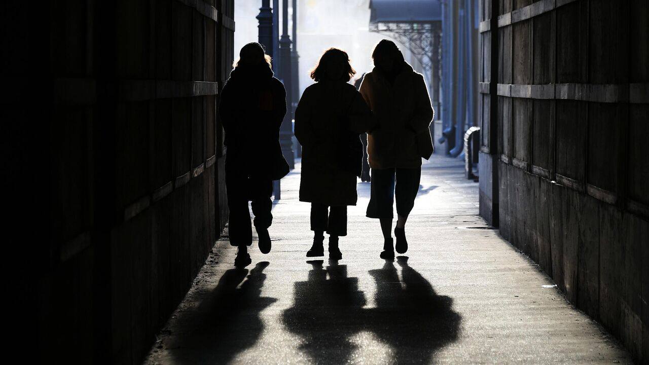 Мошенники используют схему обмана с якобы бесплатной косметикой