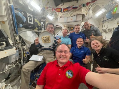 Олег Царёв: NASA в своём ежедневном отчёте о деятельности астронавтов на МКС намекнуло на заболевшего