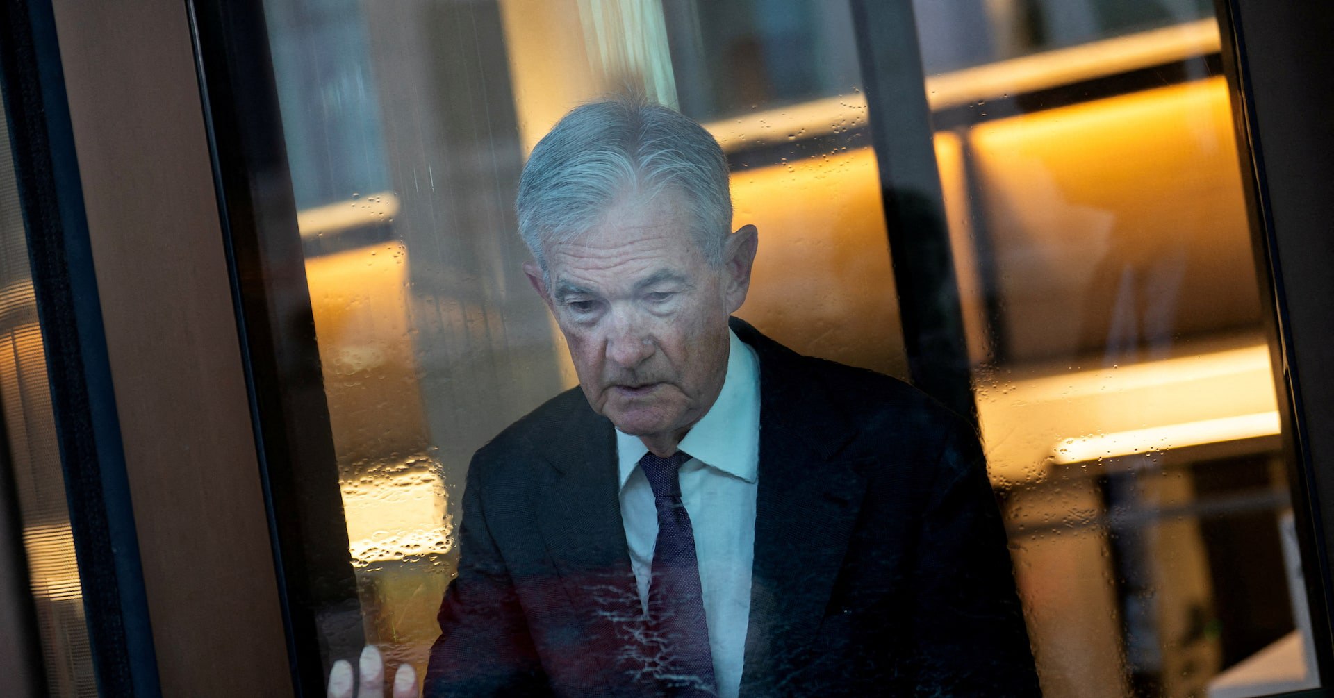 Дмитрий Дробницкий: ЗАПАДНЫЕ БАНКИРЫ БРОСИЛИСЬ НА ЗАЩИТЫ ГЛАВЫ ФРС США