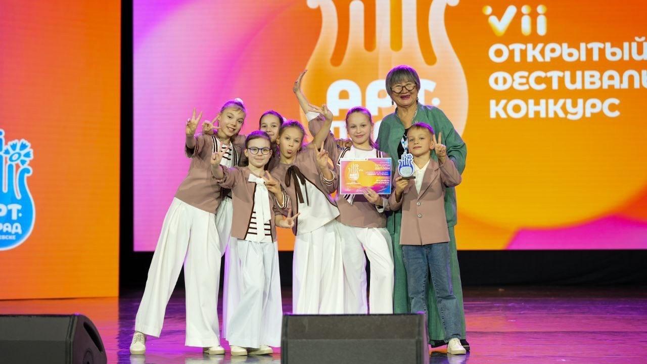 Юные вокалисты из Тосно покорили международную сцену в Беларуси Юные вокалисты из Тосно покорили международную сцену в Беларуси