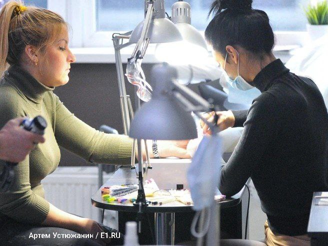 Штраф до 10 млн рублей. В Петербурге начали проверять общепит и салоны красоты на соблюдение авторских прав – речь о фоновой музыке