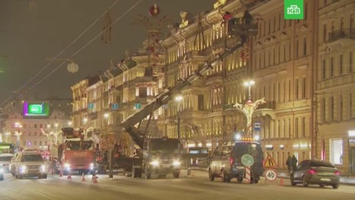 Новогодние украшения – всё