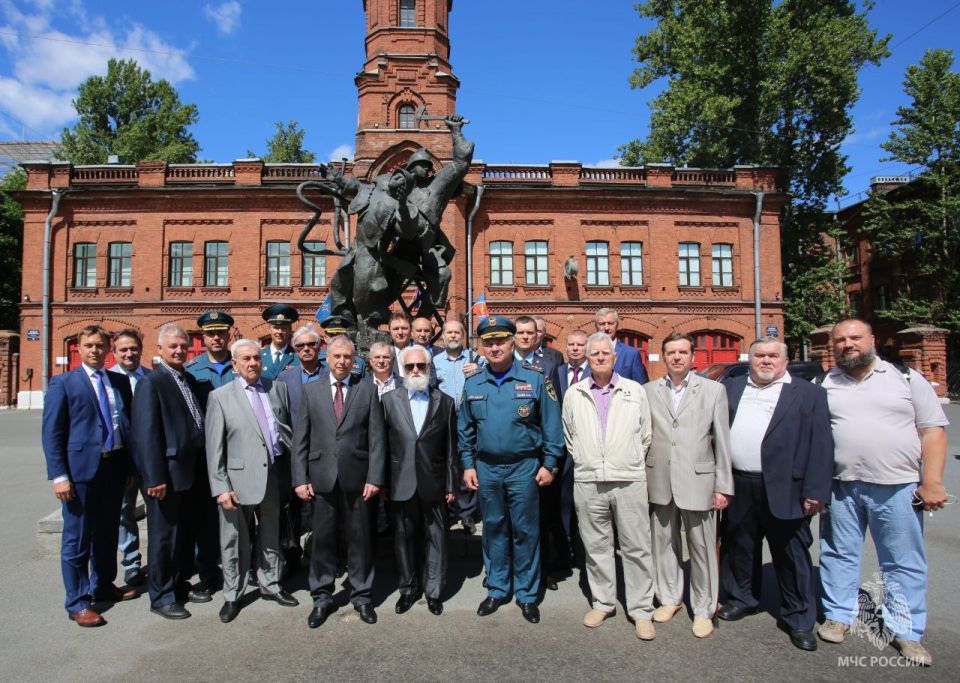 31 ��� � �����. 19 ������ - ���� �������� ����������� ��������� ����� � ����������� ������� ��� ������