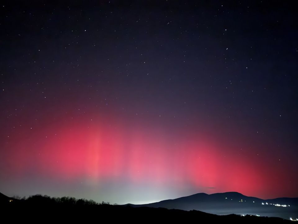 Супербуря породила необычные сияния, которые видели практически по всей России и в Европе