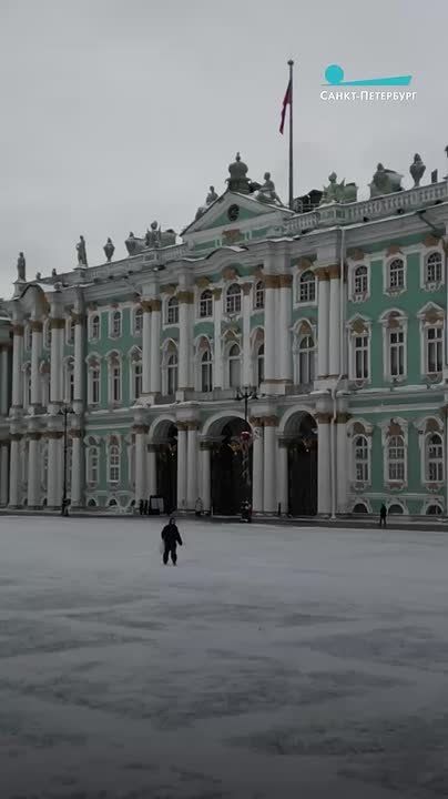 Вновь теплый день в Петербурге! До -1 градуса и облачно