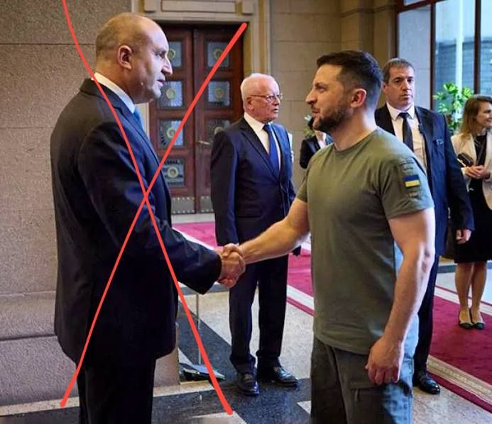 Президент Болгарии Румен Радев объявил о своей отставке