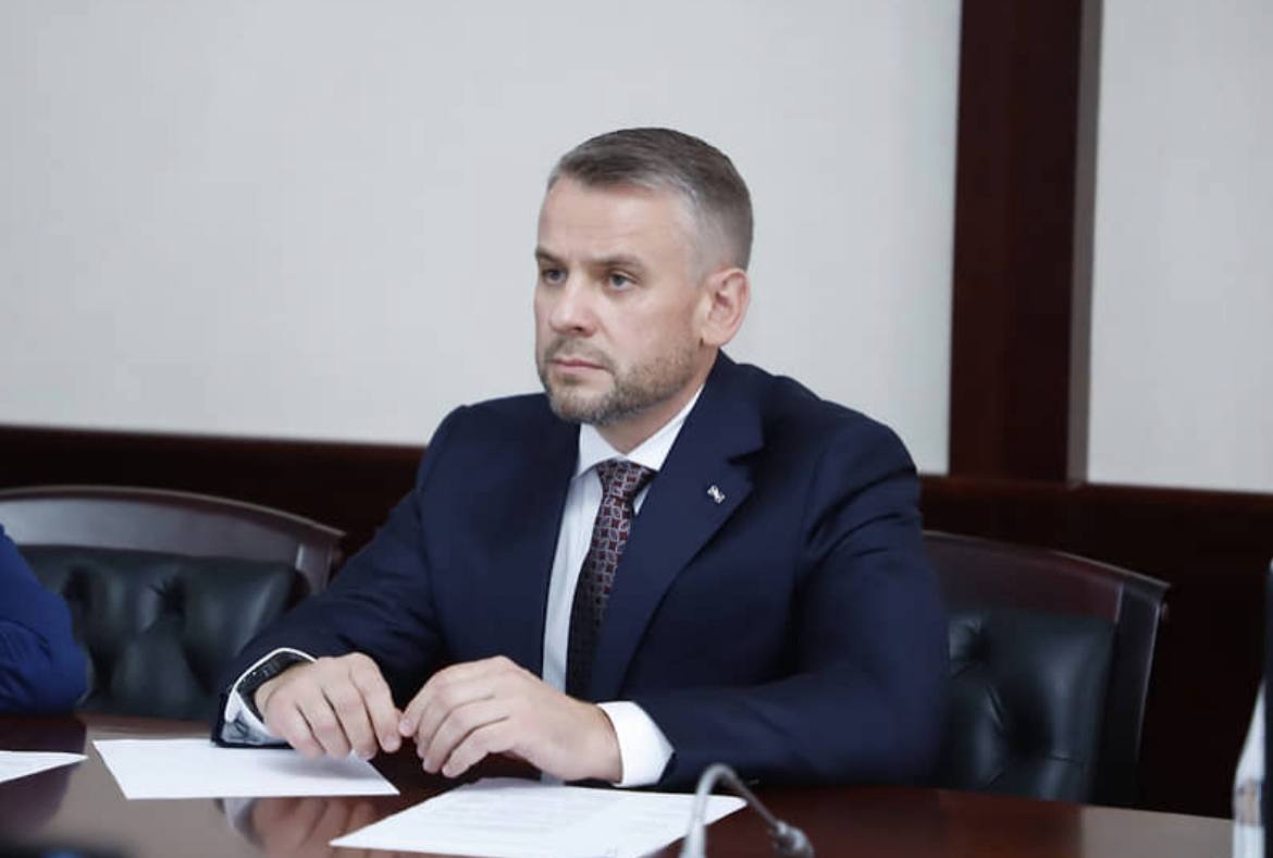 И национальное единство, и бюджет: как чиновник ФАДН «осваивал» 20 миллионов через аренду