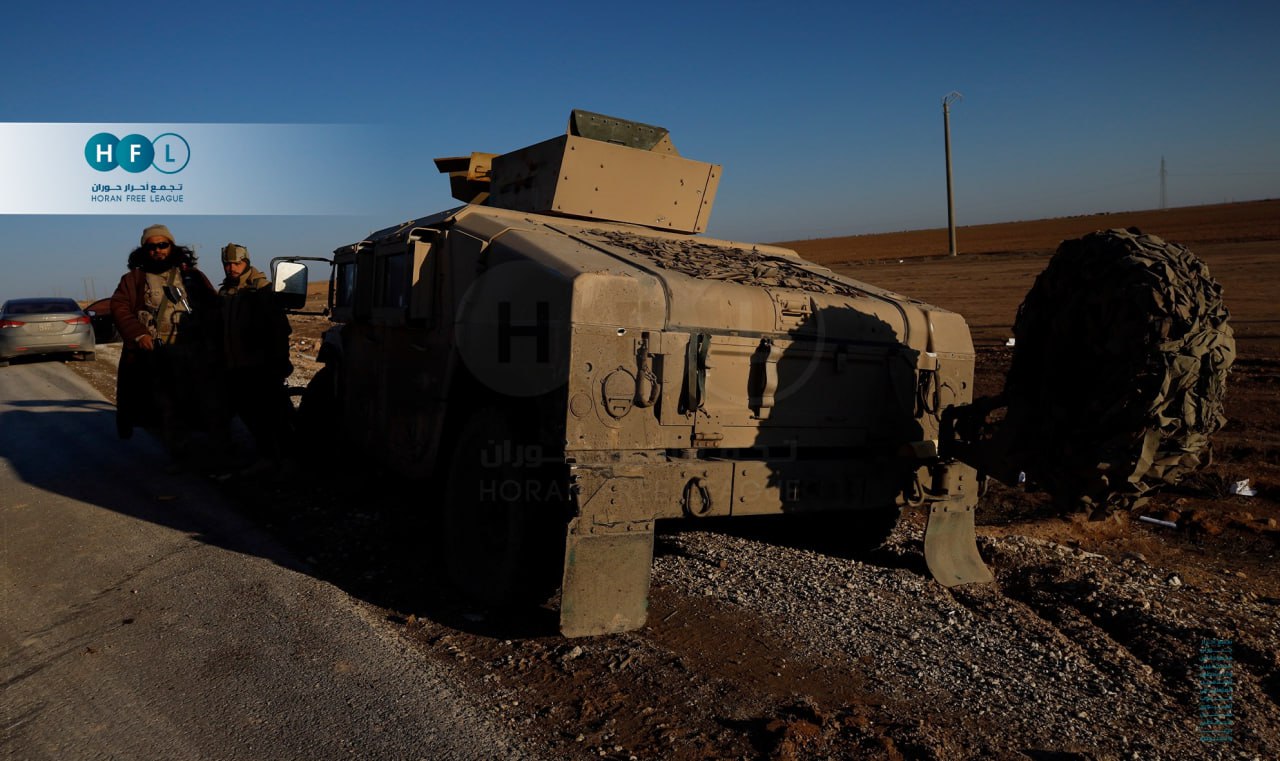 Подборка брошенной техники СДС, оставленной курдами в ходе отступления от наступающих войск Джулани Подборка брошенной техники СДС, оставленной курдами в ходе отступления от наступающих войск Джулани