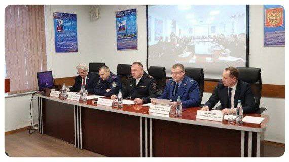 Прокурор Курортного района Санкт-Петербурга Владислав Степанов принял участие в подведении итогов оперативно-служебной деятельности ОМВД России по Курортному району Санкт-Петербурга за прошедший год