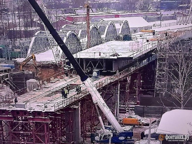 Компания «Возрождение», строящая новый Цимбалинский путепровод, опровергла информацию о начале демонтажа исторических арок старого «Фарфоровского моста»