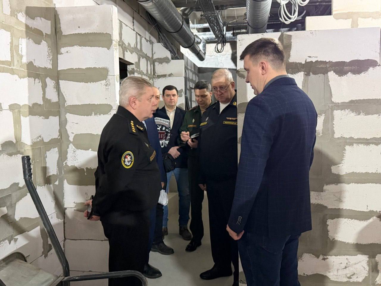 Заместитель Председателя СК России – руководитель ГВСУ проверил строительные работы в современной генетической лаборатории Заместитель Председателя СК России – руководитель ГВСУ проверил строительные работы в современной генетической лаборатории