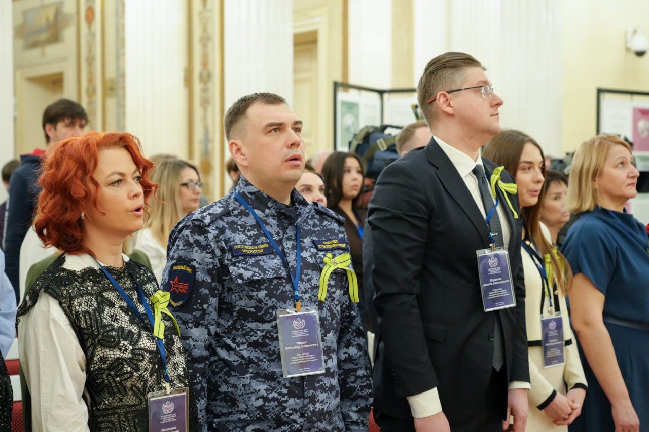 Александр Бельский поздравил победителей Всероссийского конкурса инициатив по сохранению исторической памяти Александр Бельский поздравил победителей Всероссийского конкурса инициатив по сохранению исторической памяти