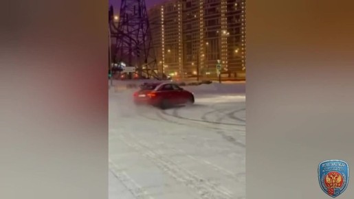 Водителя Lexus задержали за дрифт на улицах Петербурга