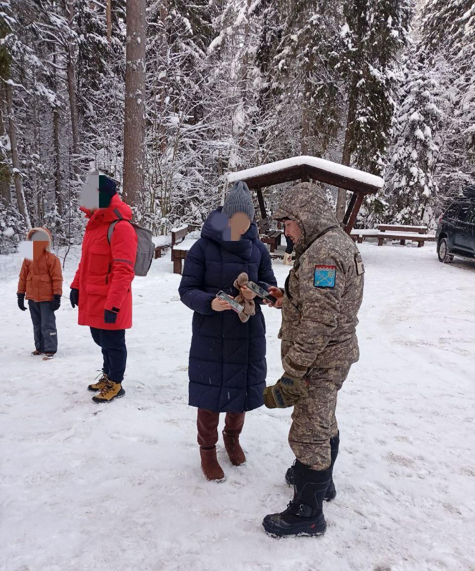 На ООПТ Ленобласти продолжаются ежедневные рейды На ООПТ Ленобласти продолжаются ежедневные рейды