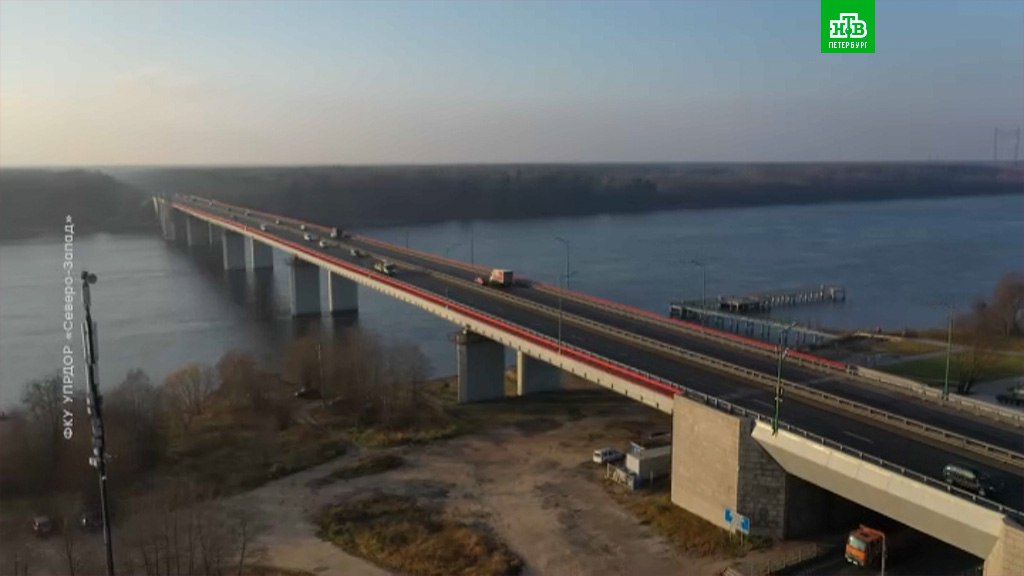 Ладожский мост через Неву закрыли на ремонт