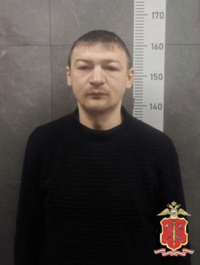 Двое напали на молодого человека в общественном туалете в центре Петербурга