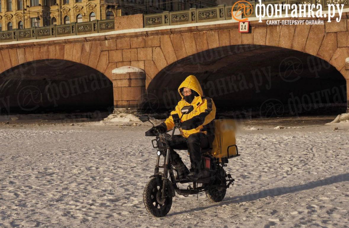 Что только не увидишь сегодня в Петербурге Что только не увидишь сегодня в Петербурге