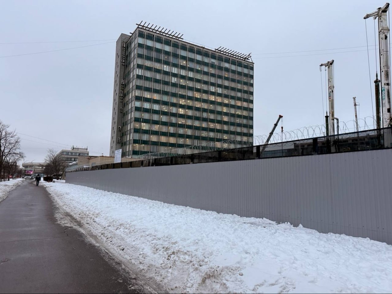 На Благодатной улице всё готово для прокладки эскалаторного тоннеля будущей станции метро «Броневая»