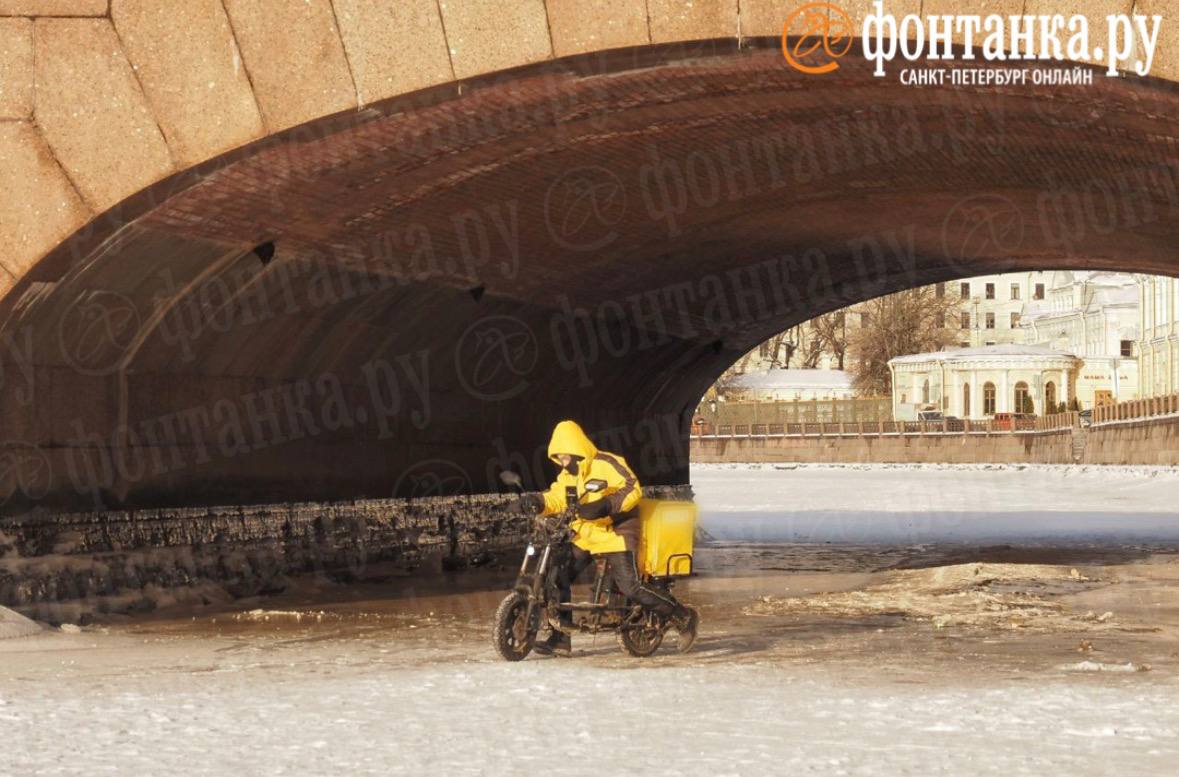 Что только не увидишь сегодня в Петербурге Что только не увидишь сегодня в Петербурге