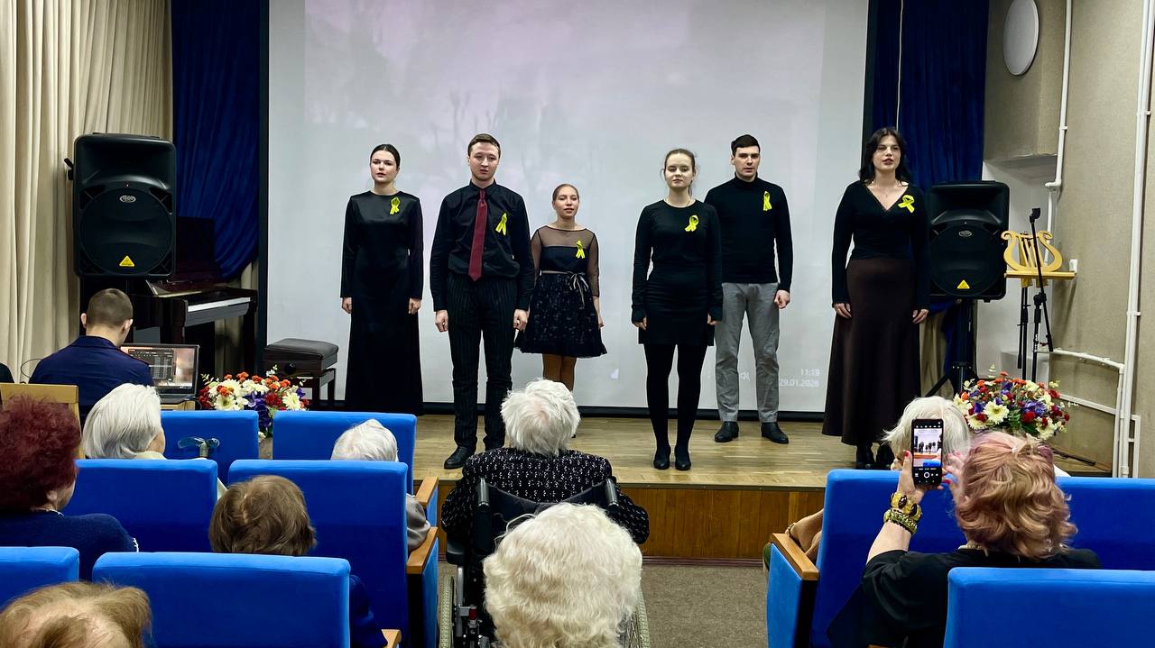 Сотрудники ГСУ СК России по городу Санкт-Петербургу посетили Дом-интернат ветеранов войны и труда №2 Сотрудники ГСУ СК России по городу Санкт-Петербургу посетили Дом-интернат ветеранов войны и труда №2