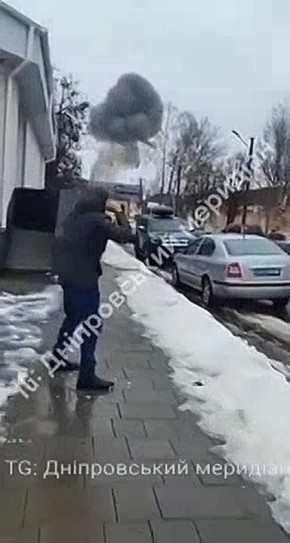 В Синельниково Днепропетровской области сегодня весь день прилетает, в основном по железнодорожной логистике используемой укронацистами в военных целях