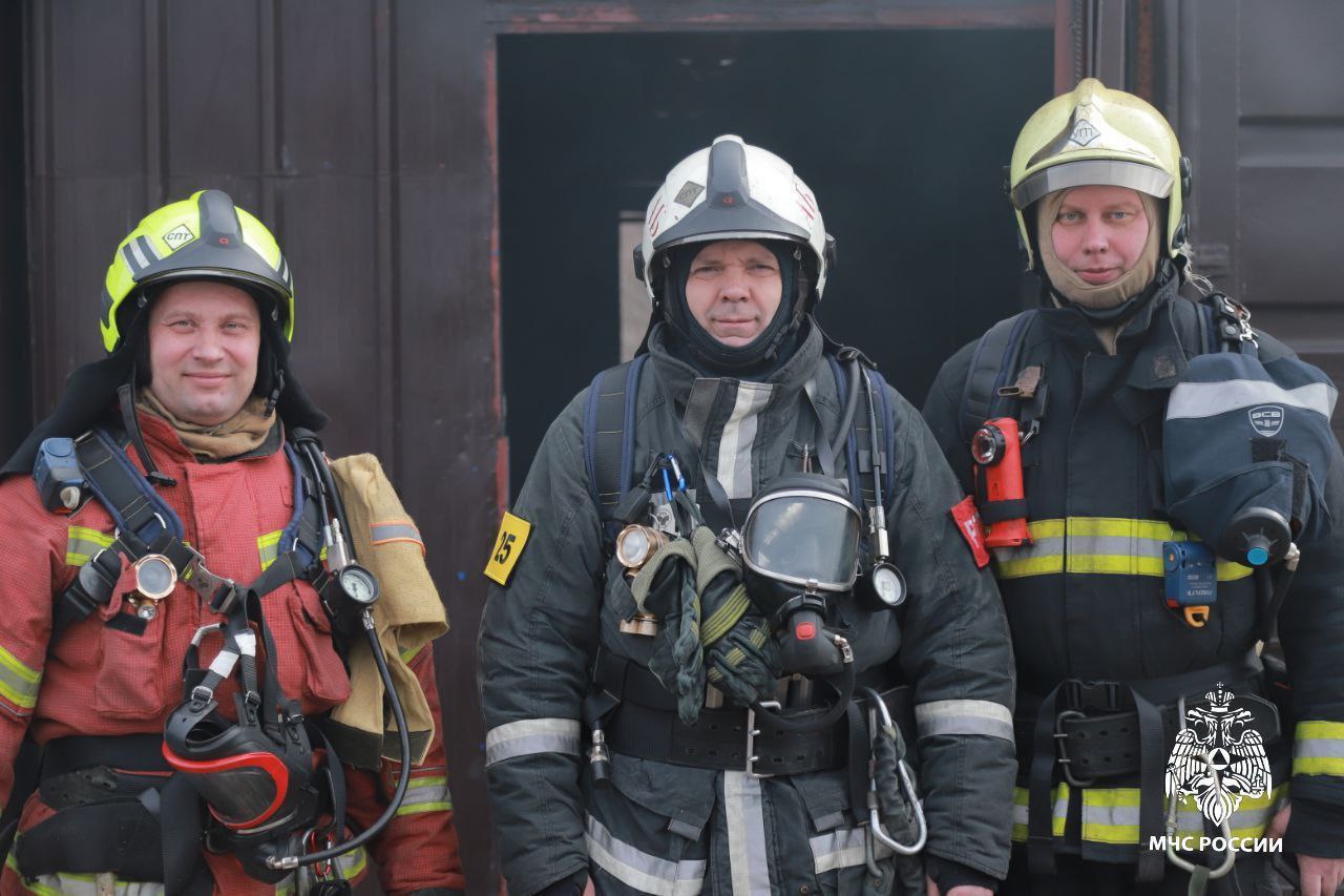 1 февраля исполняется. год службе пожаротушения Санкт-Петербурга 1 февраля исполняется. год службе пожаротушения Санкт-Петербурга