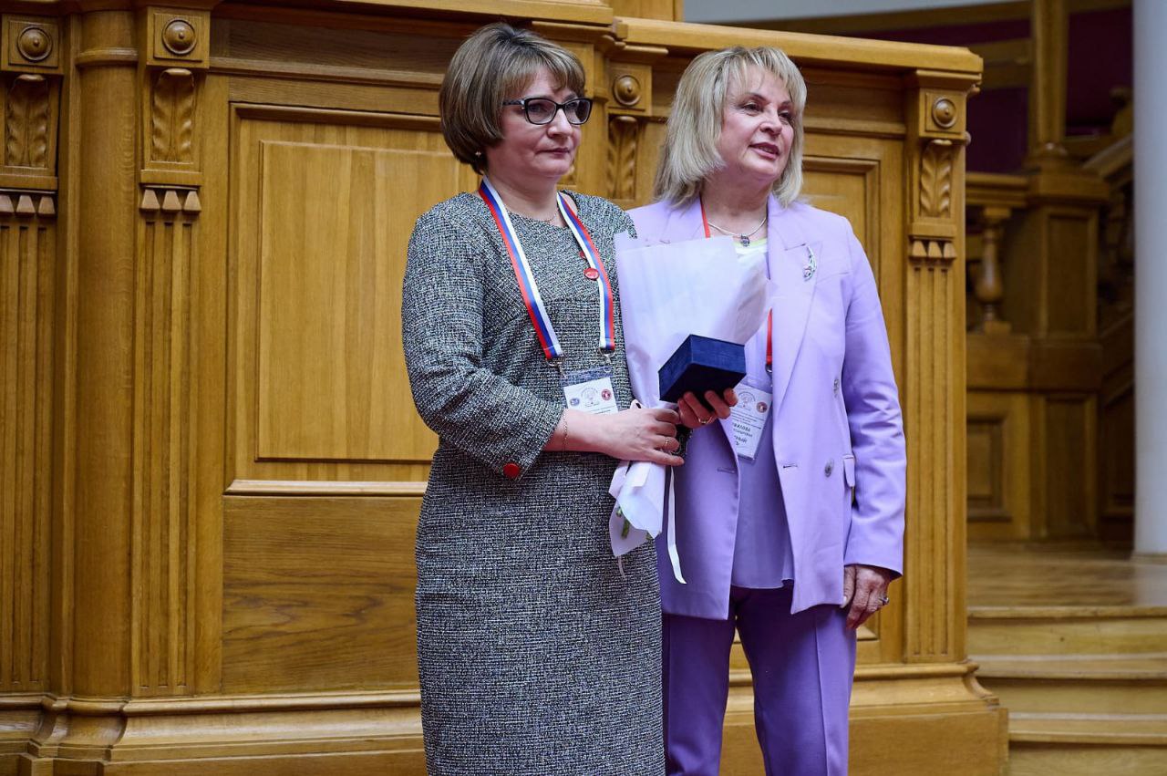 Сегодня героем нашей рубрики «Одна судьба – одна Победа!» стала наша коллега Ирина Николаевна Шабанова, председатель участковой избирательной комиссии №292 Выборгского района