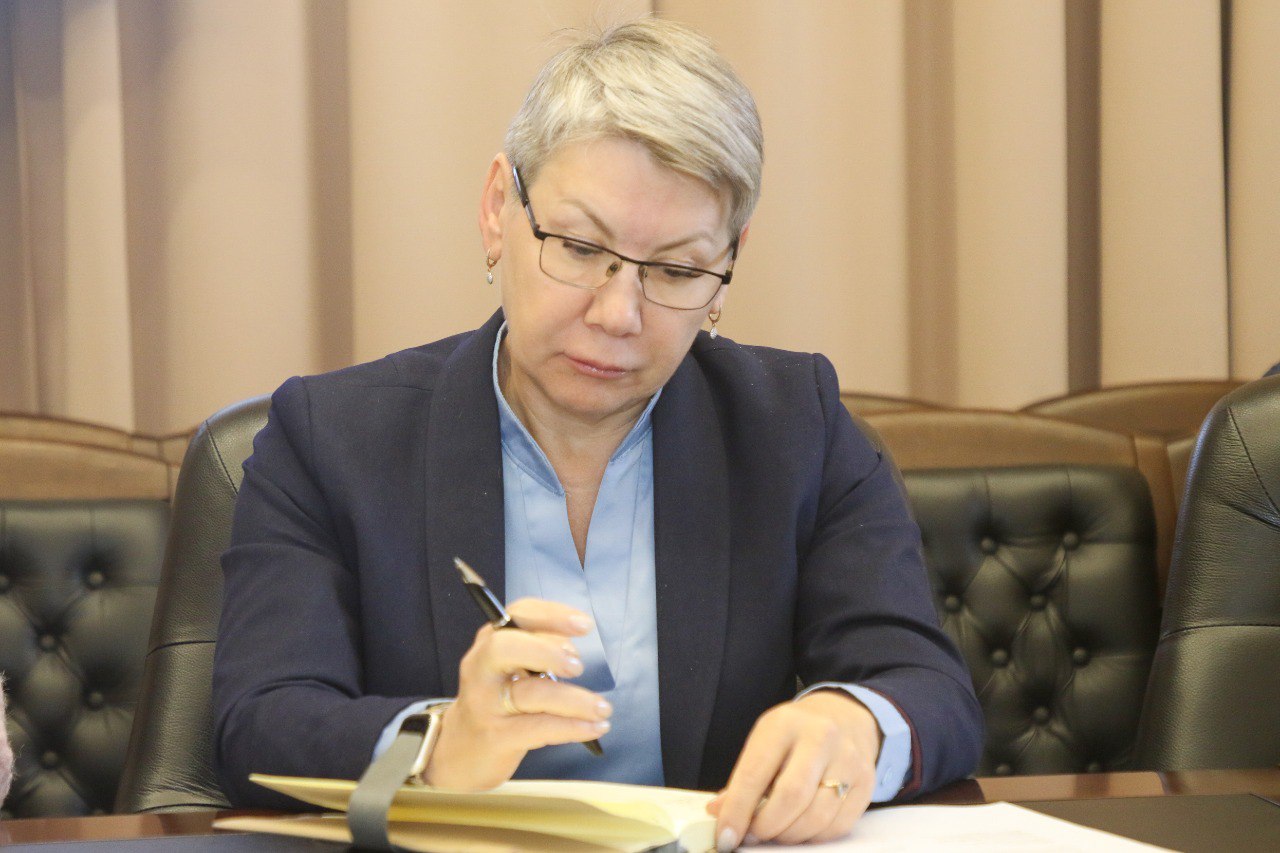 В Санкт-Петербургской избирательной комиссии состоялось рабочее совещание, посвященное вопросам организации сурдоперевода с использованием дистанционных технологий для помощи избирателям с нарушениями слуха В Санкт-Петербургской избирательной комиссии состоялось рабочее совещание, посвященное вопросам организации сурдоперевода с использованием дистанционных технологий для помощи избирателям с нарушениями слуха