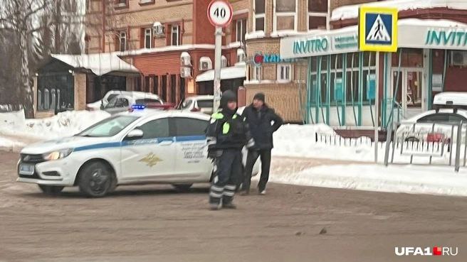 Взорвал петарду и стрелял из пневматики: что известно о ЧП в уфимской гимназии: Взорвал петарду и стрелял из пневматики: что известно о ЧП в уфимской гимназии: