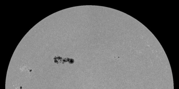 В ожидании черных лебедей. Активность мощных вспышек на Солнце входит в кульминационную фазу — с сегодняшнего дня до 6 февраля ее центр будет находиться в секторе, из которого возможны прямые выбросы плазмы в сторону Земли