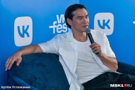 ������ �������, �������� ��������� ����� � ������ �� 50 ���, ��� � ������� �� ������