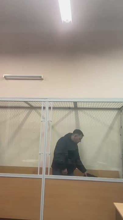 Заведующего патолого-анатомическим отделением Андрея Кавецкого и учредителя компании «Анабиос» Станислава Маслова арестовали до 4 апреля за торговлю телами и органами умерших пациентов Александровской больницы