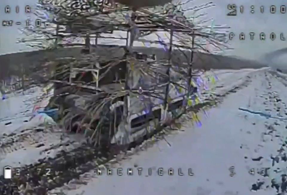 НРТК Курьер с мангалом и ежовой защитой в объективе FPV-дрона противника