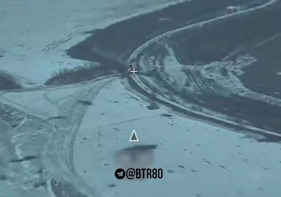 Украинский бронеавтомобиль 123-й бригады фатально напоролся на минно-взрывные заграждения