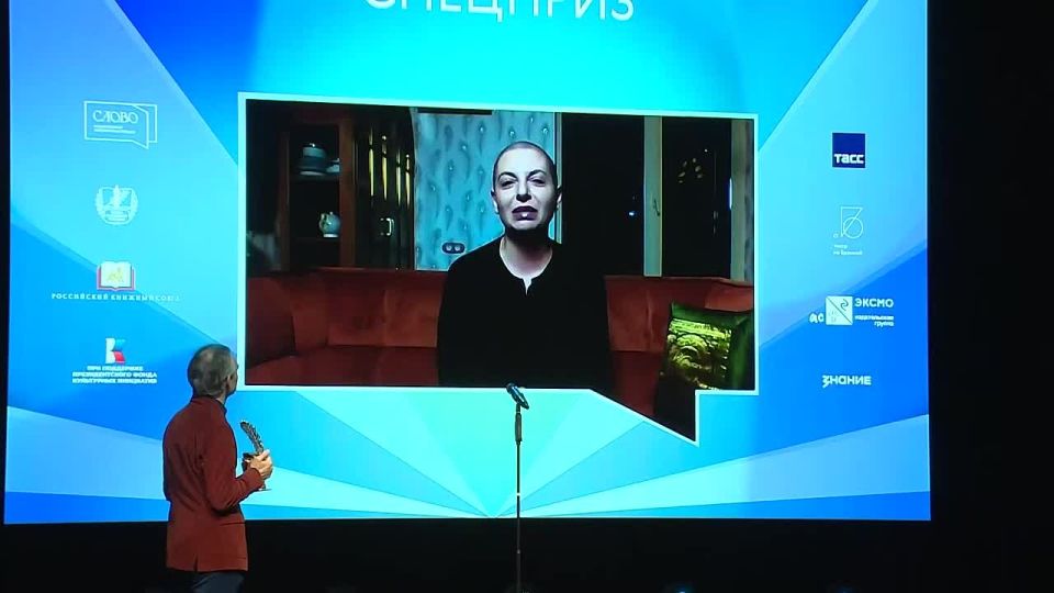 Владимир Корнилов: От всей души поздравляю Маргариту Симоньян с заслуженной наградой! И всем рекомендую почитать ее роман