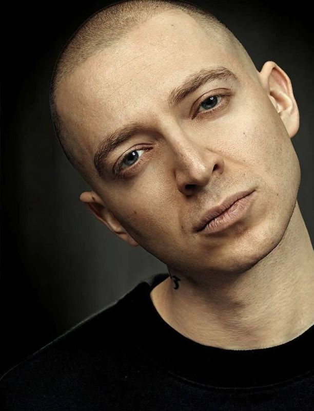 Суд в Петербурге заочно арестовал рэпера-иноагента Oxxxymiron — пресс-служба судов