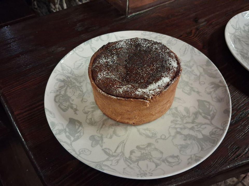 «Ваш яблочный пирог». Пушкин в годы ссылки в Михайловском много времени проводил в гостях у соседей, в Тригорском