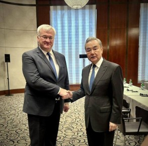 Сергей Мардан: Мюнхенская конференция по безопасности началась со встречи внешнеполитической Сибиги и министра иностранных дел Китая Ван И